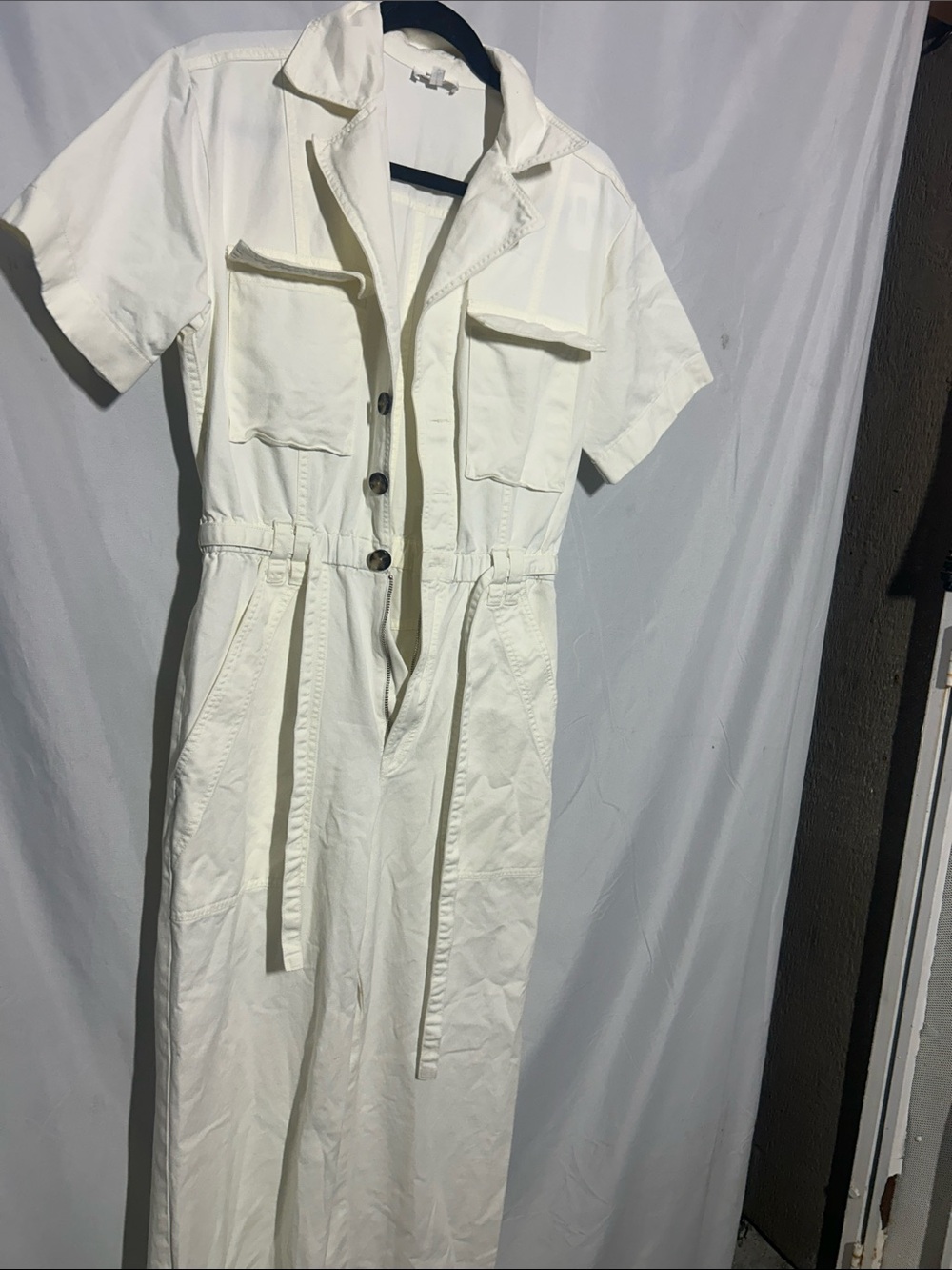 Classic White Short-Sleeve Midi Utility Dress